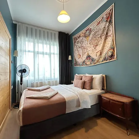 Waterfront Apartment By The Tram - Terrace With Dome & Golden Horn View In Fatih İstanbul Dış mekan fotoğraf