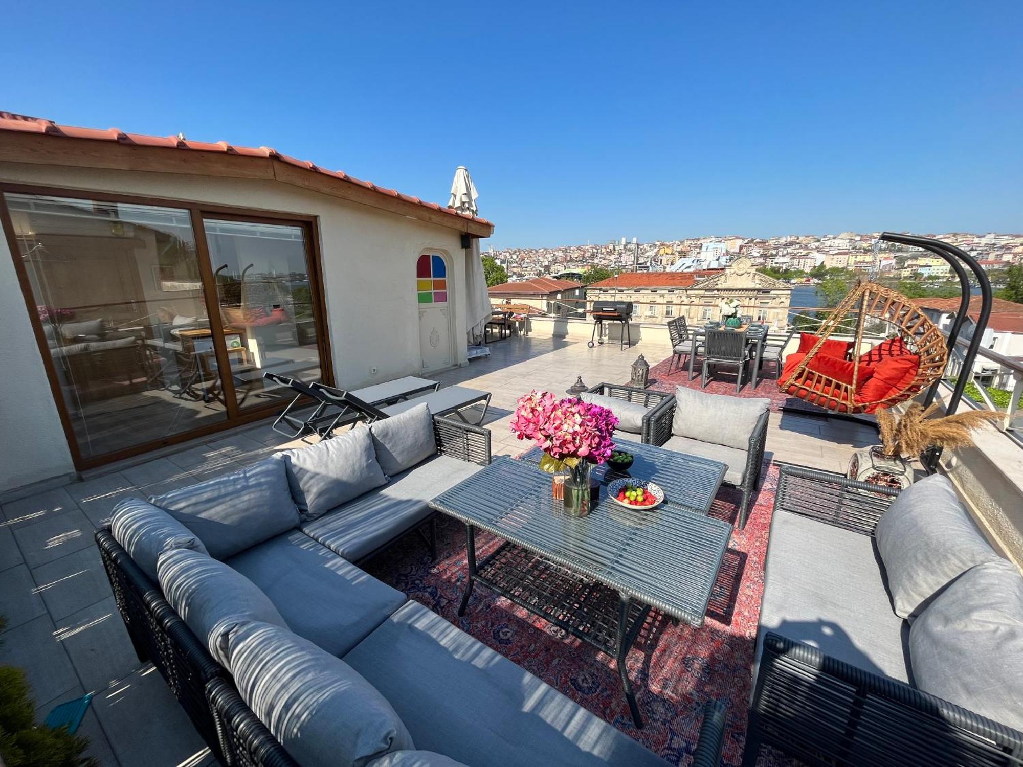 Waterfront By The Tram - Terrace With Dome & Golden Horn View In Fatih Appartement Istanboel